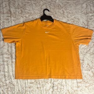 Nike Women's Orange Short Sleeve Tee